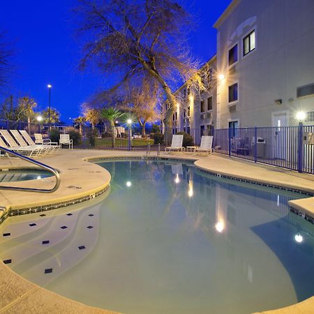 Holiday Inn Express Tucson-Airport By Ihg Bagian luar foto