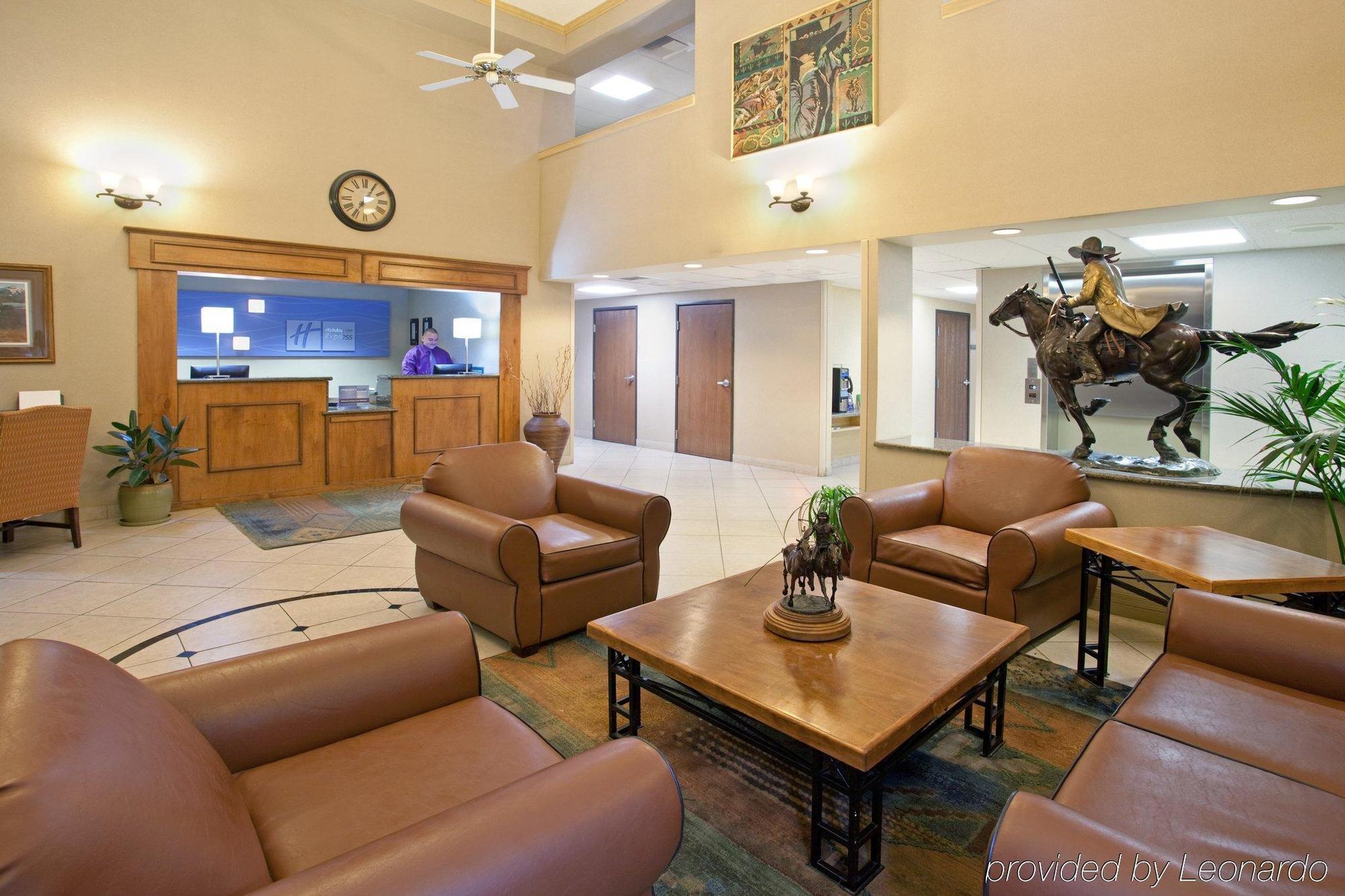 Holiday Inn Express Tucson-Airport By Ihg Bagian luar foto