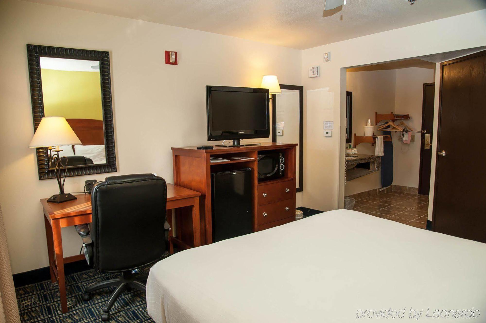 Holiday Inn Express Tucson-Airport By Ihg Bagian luar foto